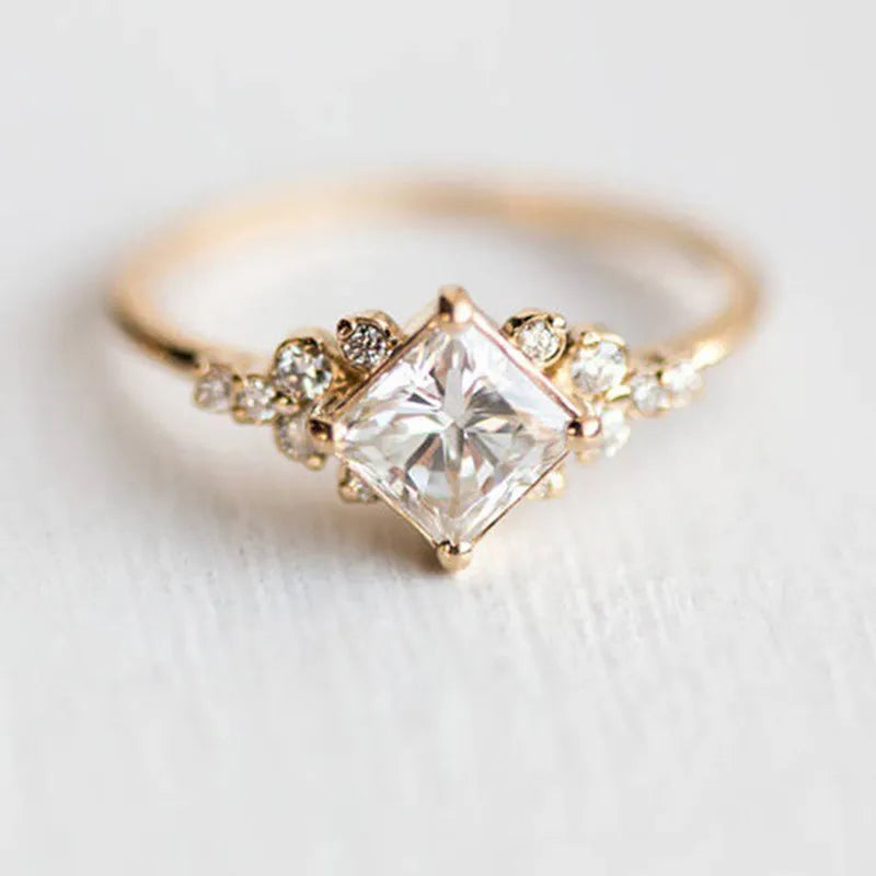 Ring Royal Elegance Delysian - Bijou de luxe et élégant