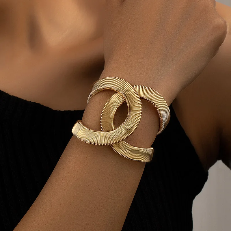 Bijoux double élégant et chic pour un look exceptionnel