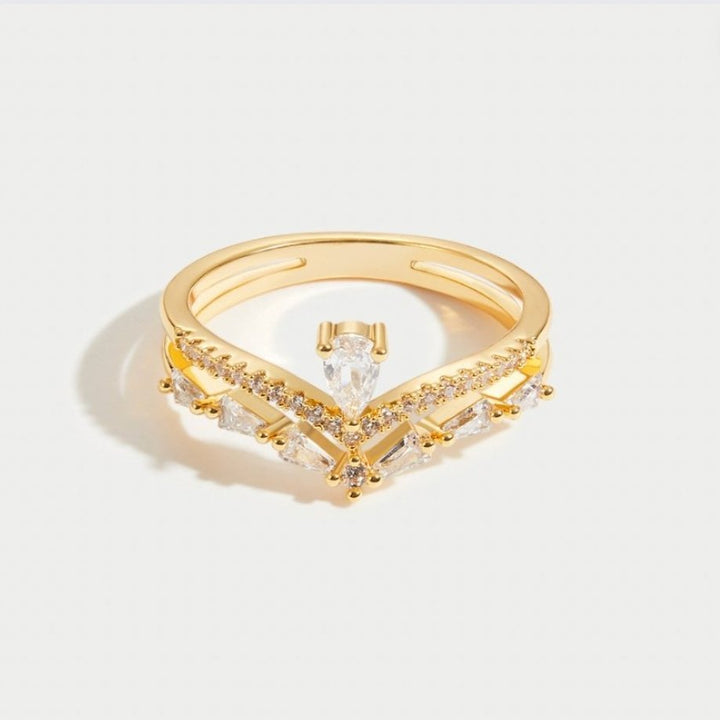 Élégance Radiance : Bijou en Crystal Raffiné
