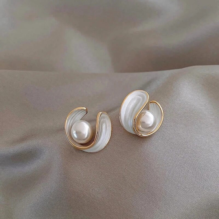 Boucles d'oreilles blanches exclusives en opale et perles en or élégant