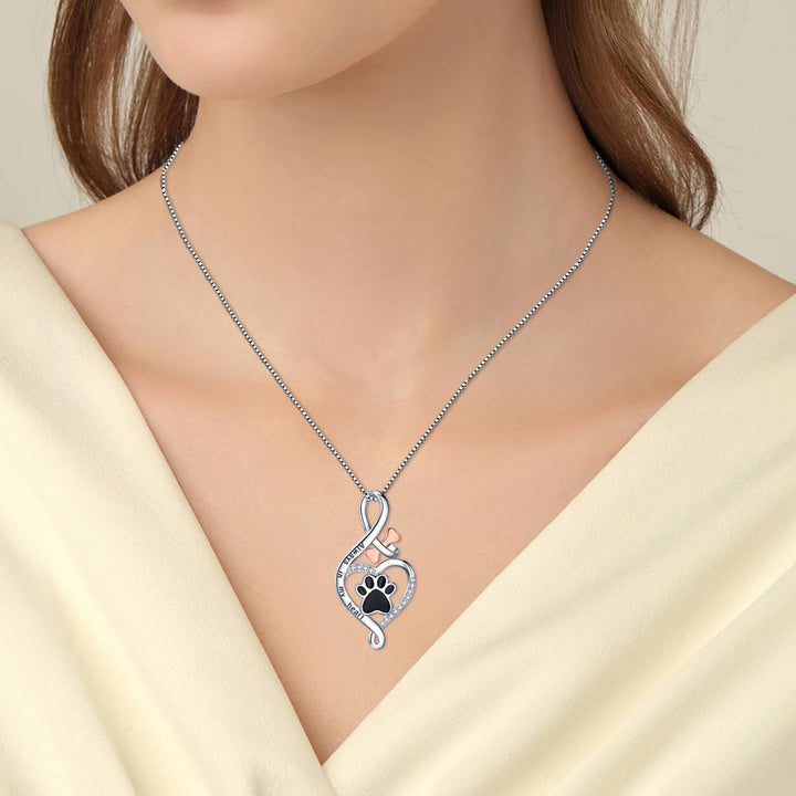 Glückspfoten-Kette mit Herz-, Knochen- und Unendlichkeitssymbol