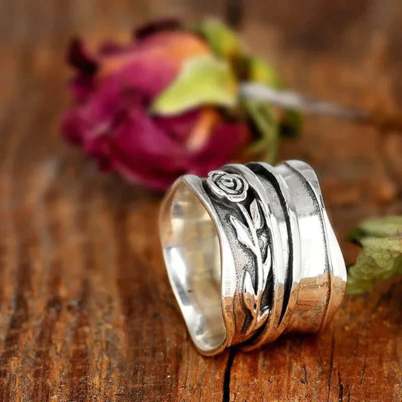 Bague Boho Rose Argentée Tendance - Accessoire Élégant et Unique