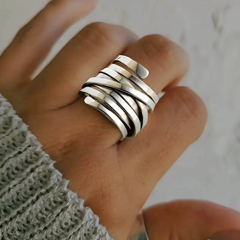 Anneau Vintage en Argent Serenity avec une Bande Épaisse