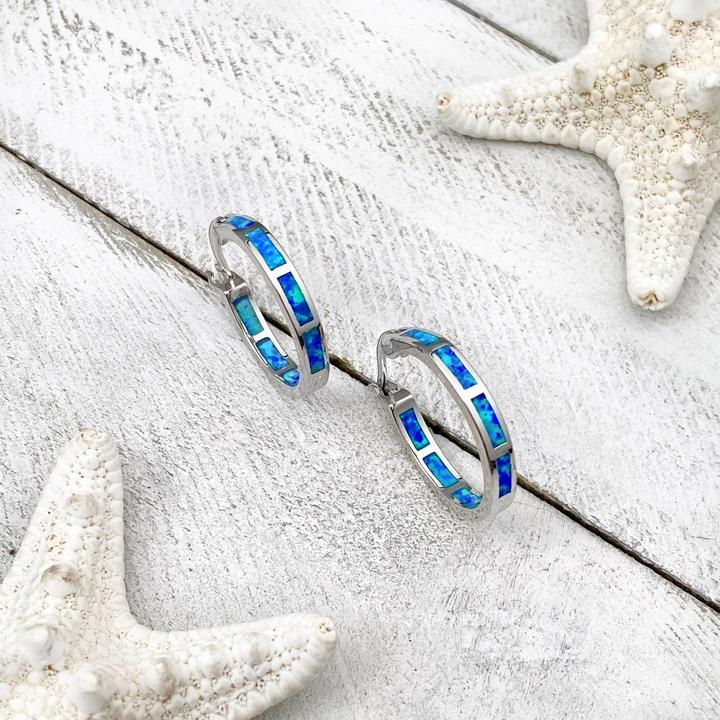 Boucles d'oreilles de luxe en argent et opale élégantes, inspirées de l'océan, pour un look sophistiqué