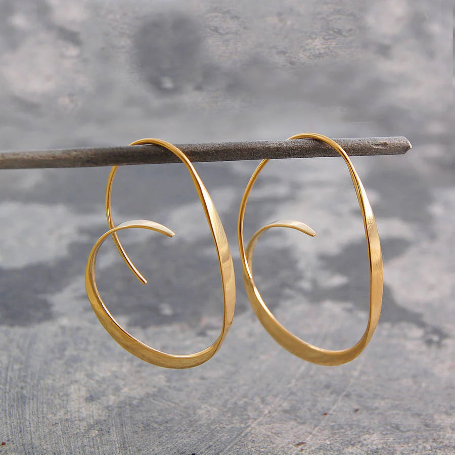 Cuffs d'oreilles Spiral Élégance – Bijoux élégants et sophistiqués pour toutes les tenues