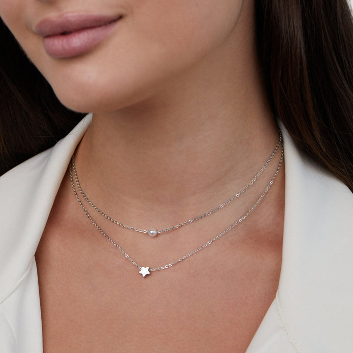 Collier en argent à étoiles et perles en couches