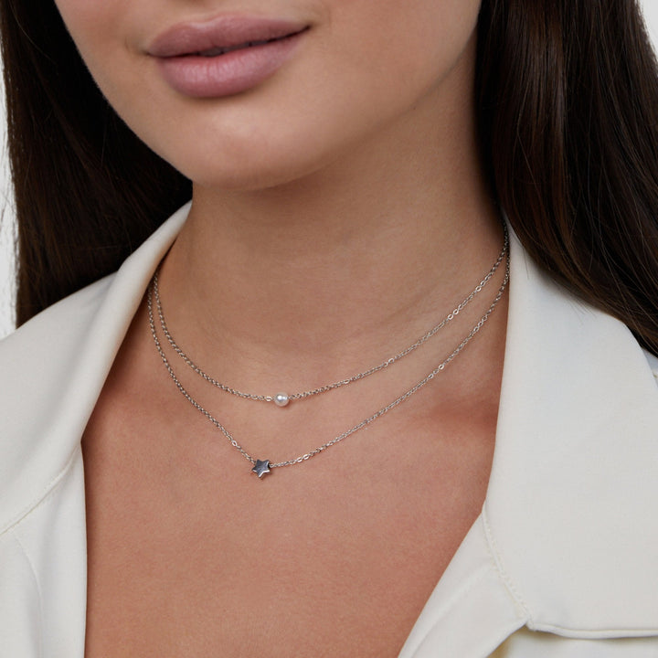Collier en argent à étoiles et perles en couches