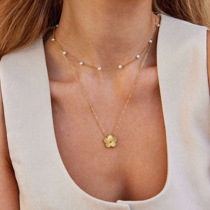Collier de Perles d'Or Reine